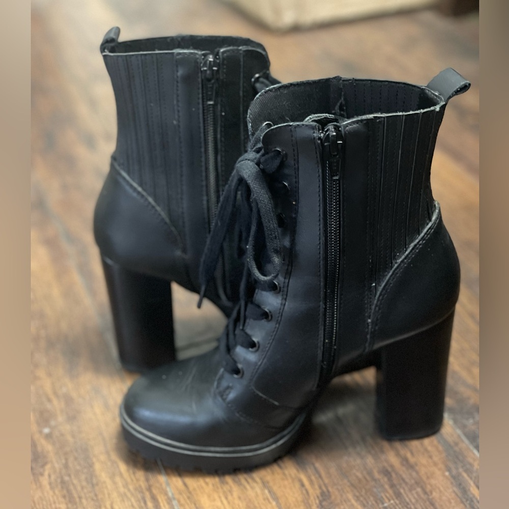 Steve Madden Lead boots